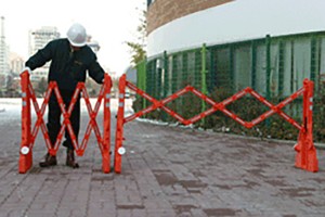 Multi-Gate Expandable And Portable Outdoor Plastic Barricade